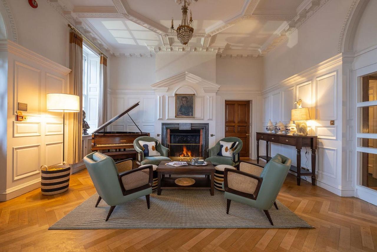 Fowey Hall Hotel Buitenkant foto